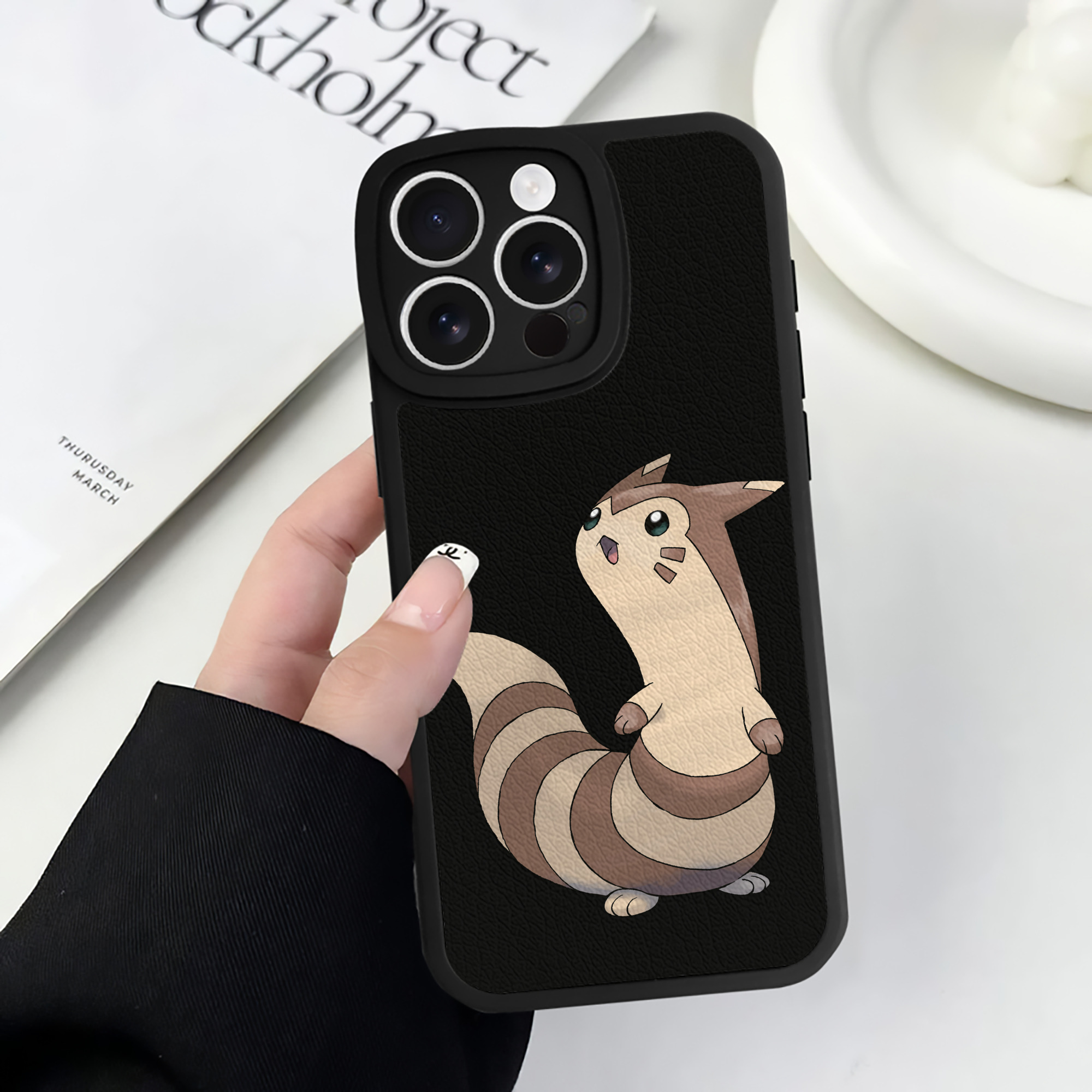 （画像用） ポケットモンスター Pokémon 【iPhone 16シリーズ対応】シリコンスマホケース（レザー調） 材質：シリコン